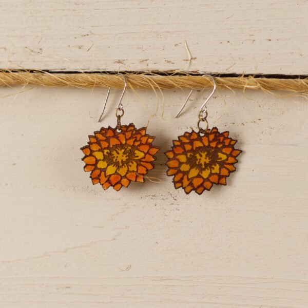 D1 dangle hanging D1 dangle hanging