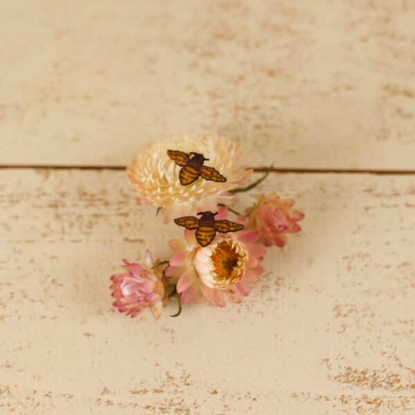 bee stud flower bee stud flower