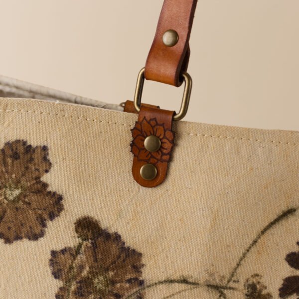 large tote d tab large tote d tab